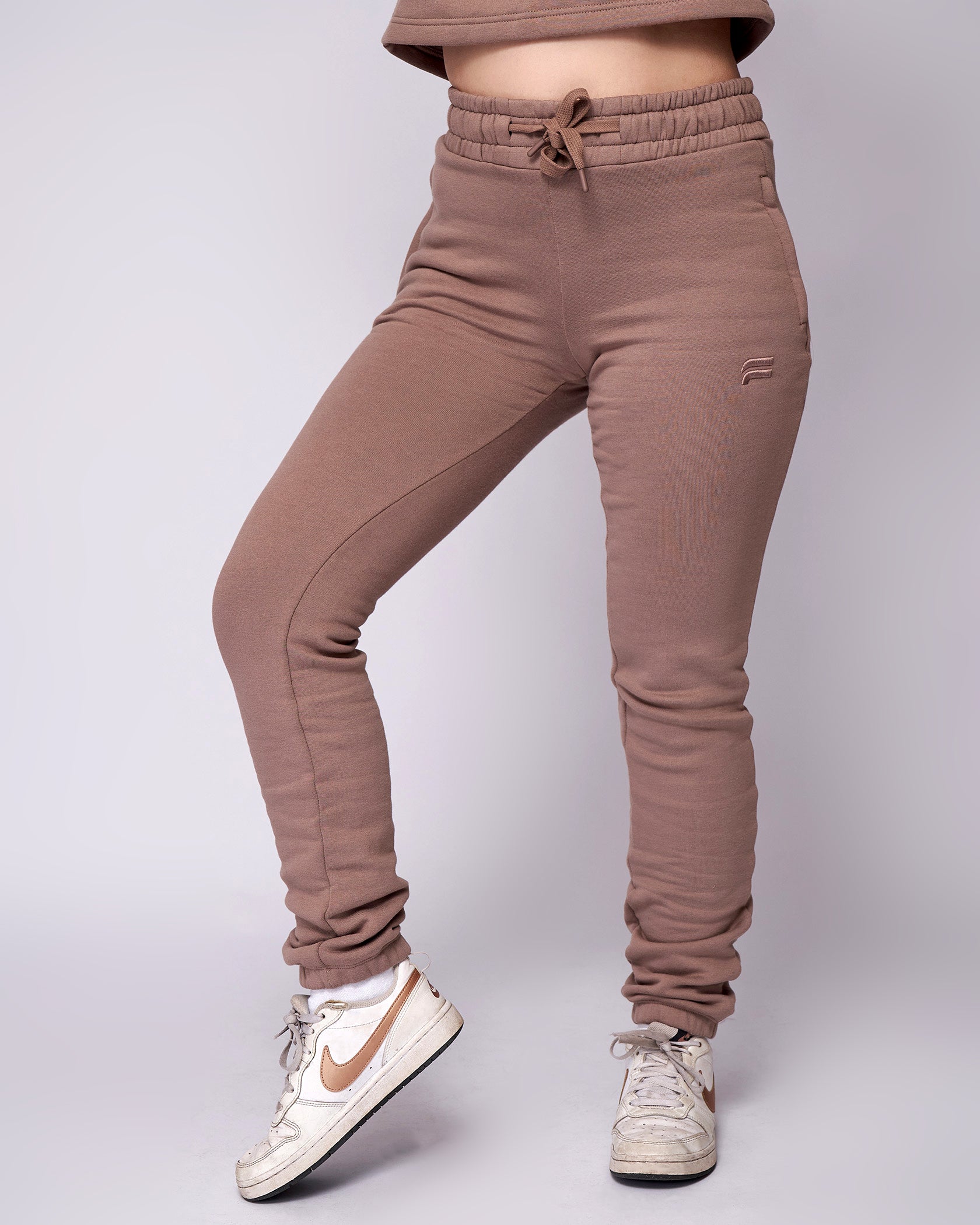 Essential Comfy Jogger Walnut